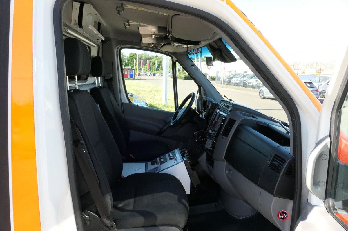 MERCEDES-BENZ Sprinter 519 CDI Klima Krankenwagen - Krankenwagen: das Bild 5 MERCEDES-BENZ Sprinter 519 CDI Klima Krankenwagen - Krankenwagen: das Bild 5