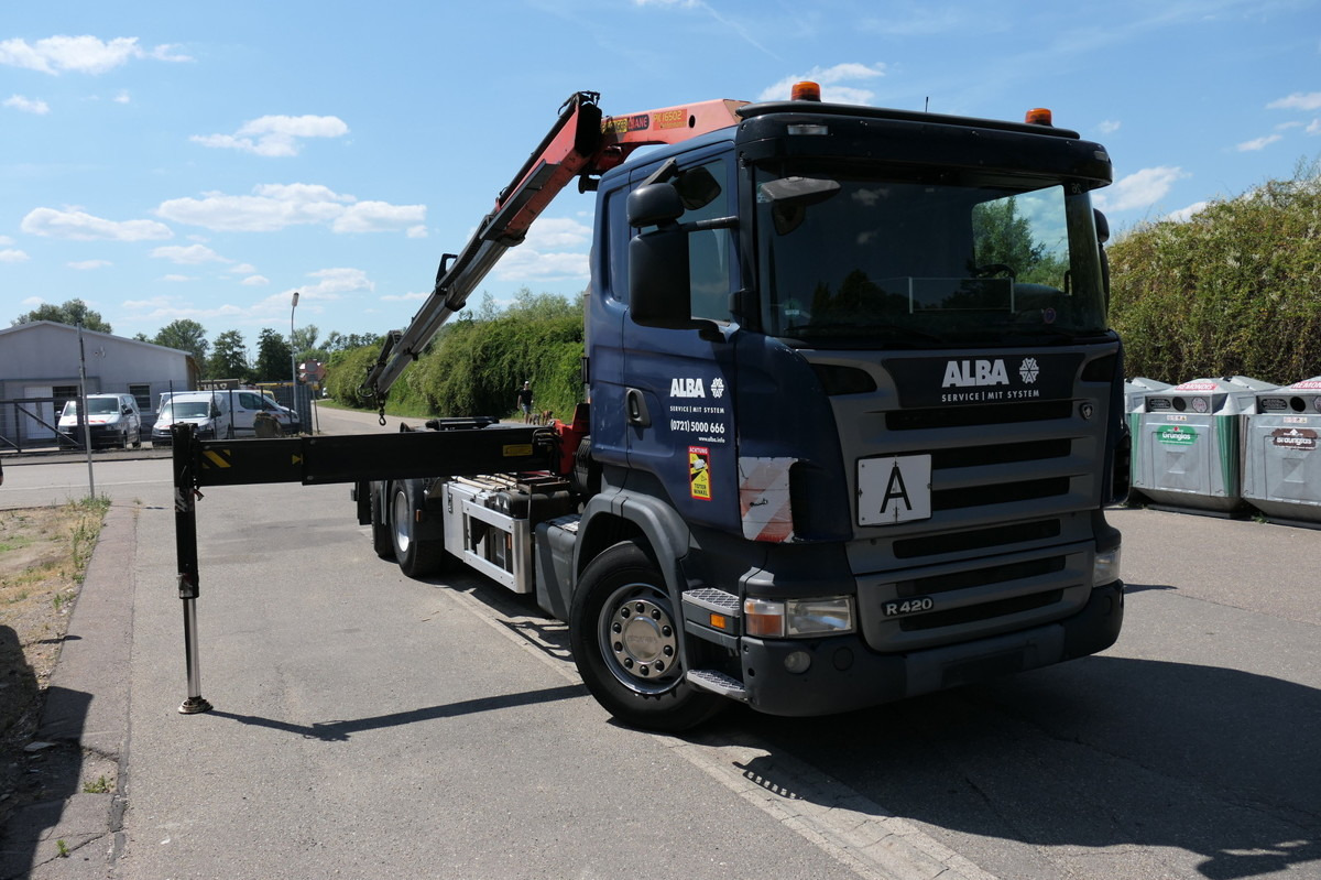SCANIA R420 B6X2 mit Palfinger 16502 Kran Funk - Abrollkipper: das Bild 3 SCANIA R420 B6X2 mit Palfinger 16502 Kran Funk - Abrollkipper: das Bild 3