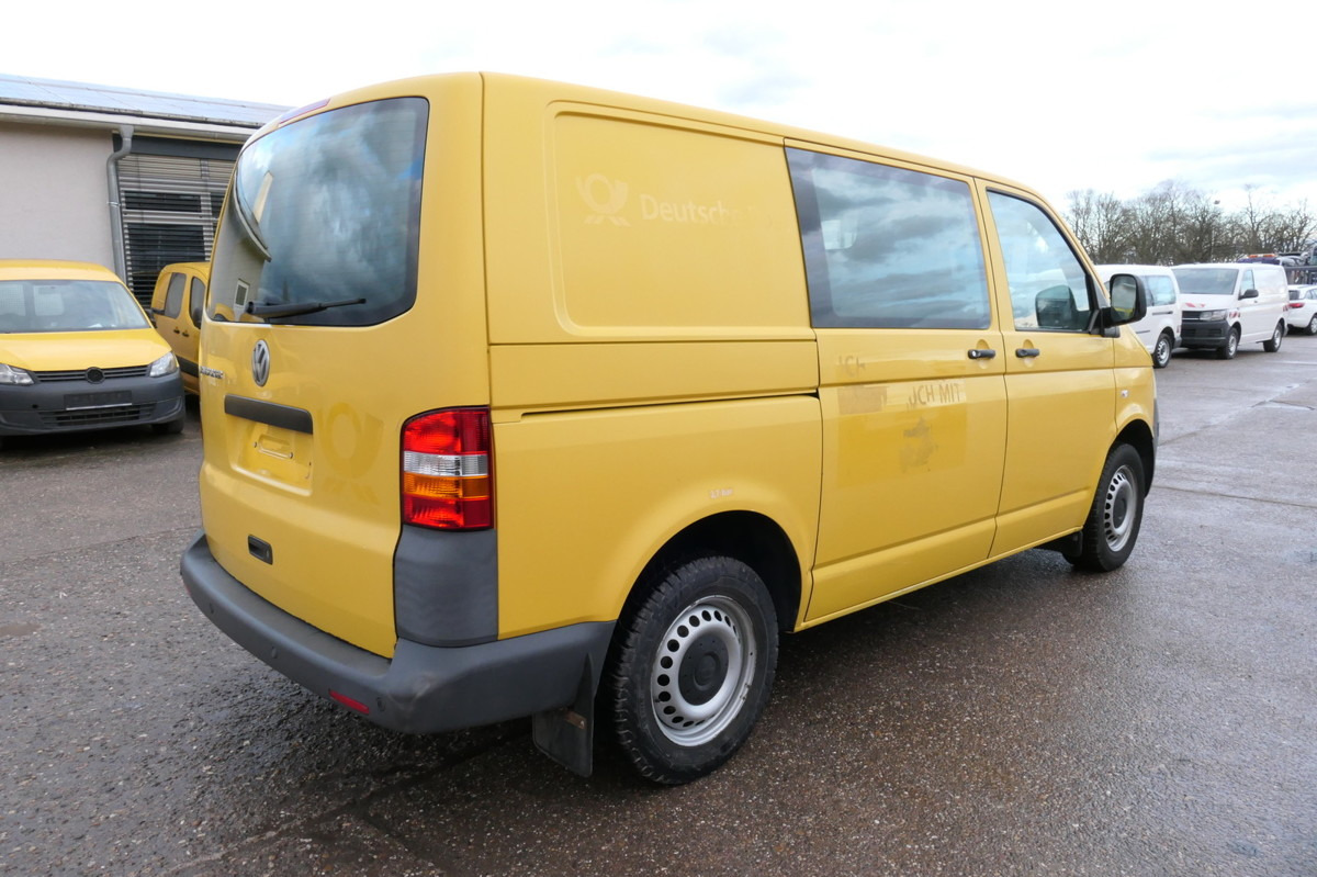 VW T5 Transporter 1.9 TDI PARKTRONIK 2xSCHIEBETÜR - Kleintransporter: das Bild 4 VW T5 Transporter 1.9 TDI PARKTRONIK 2xSCHIEBETÜR - Kleintransporter: das Bild 4