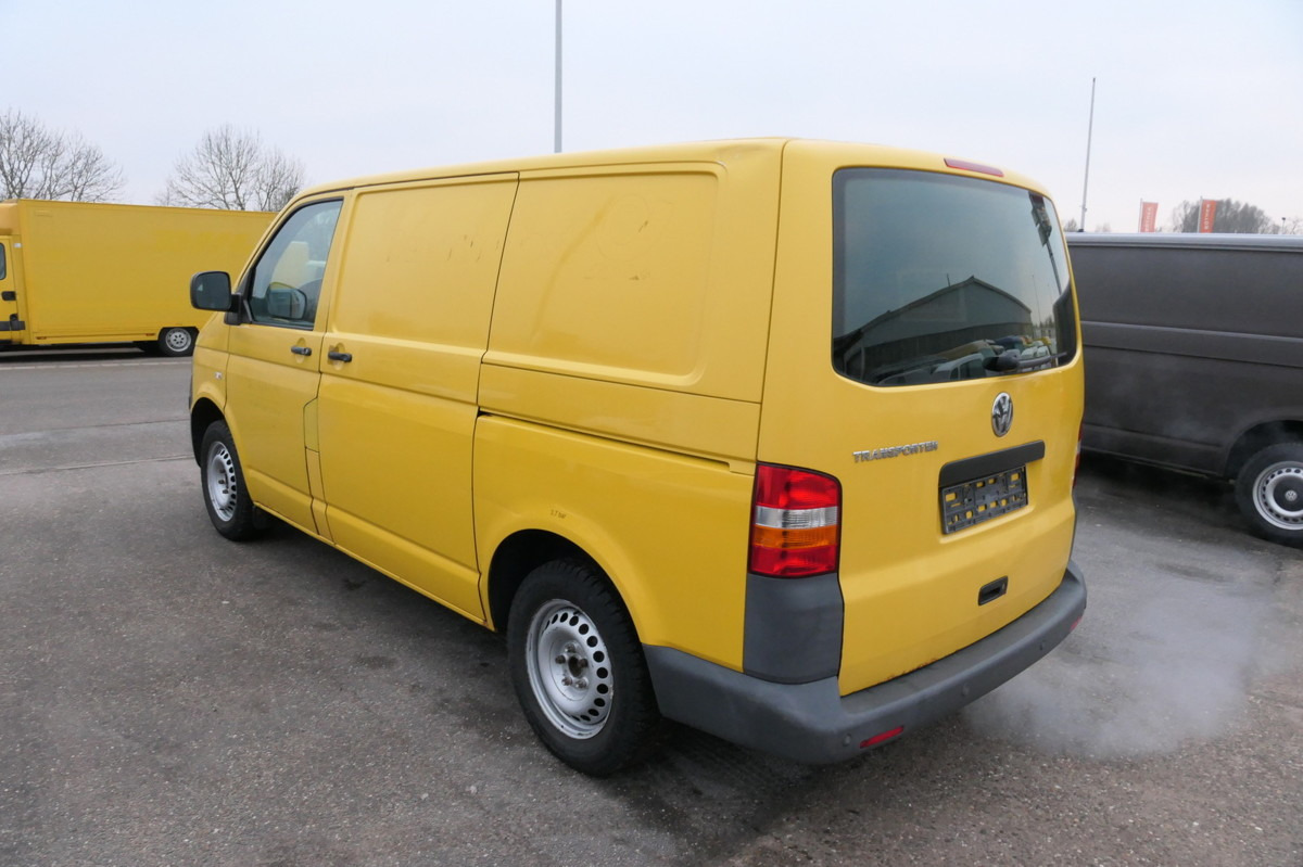 VW T5 Transporter 1.9 TDI PARKTRONIK 2xSCHIEBETÜR - Kleintransporter: das Bild 5 VW T5 Transporter 1.9 TDI PARKTRONIK 2xSCHIEBETÜR - Kleintransporter: das Bild 5