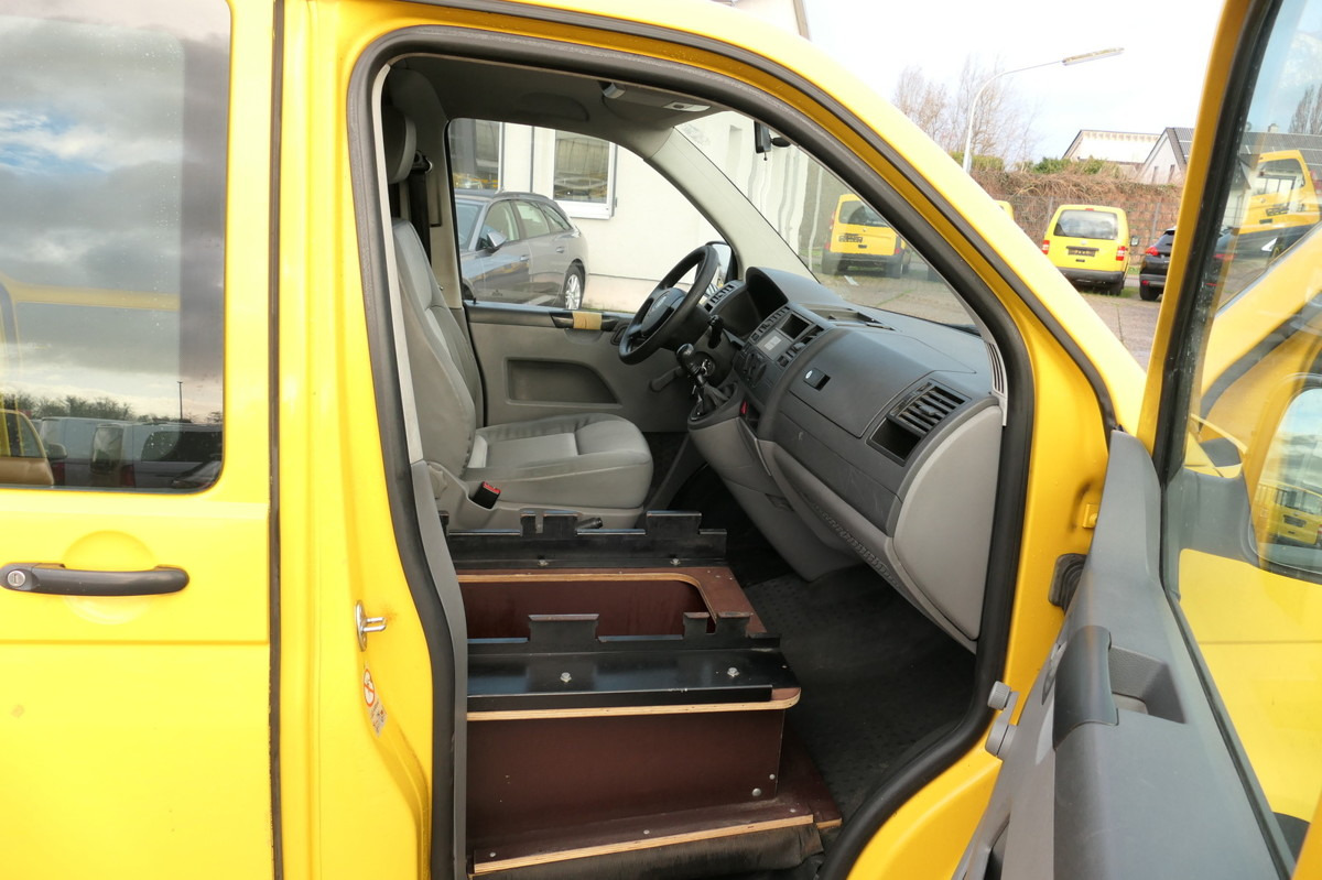 Kleintransporter VW T5 Transporter 1.9 TDI PARKTRONIK 2xSCHIEBETÜR: das Bild 6