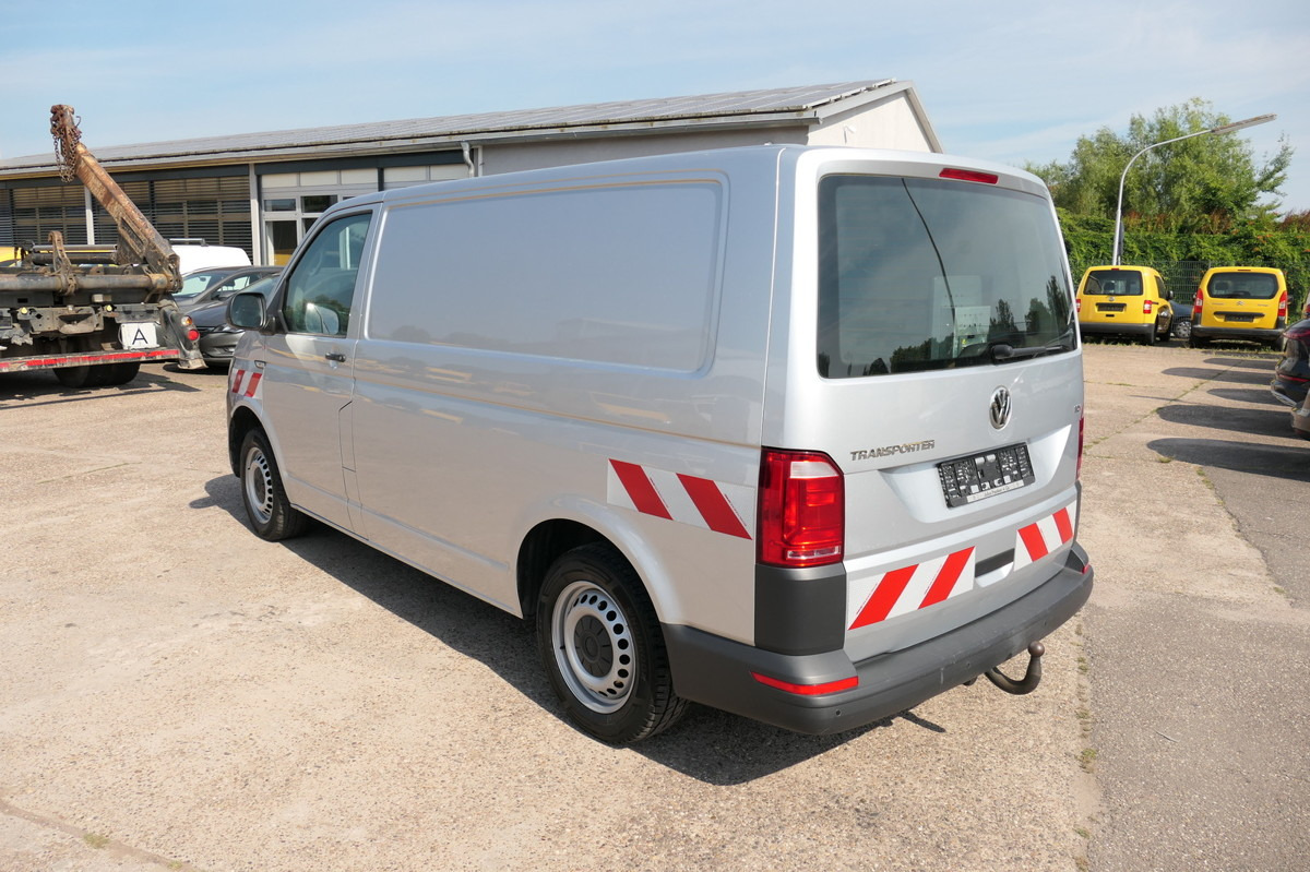 VW T6 Transporter 2.0 TDI KLIMA AHK WERKSTATTEINBAU - Kleintransporter: das Bild 5 VW T6 Transporter 2.0 TDI KLIMA AHK WERKSTATTEINBAU - Kleintransporter: das Bild 5