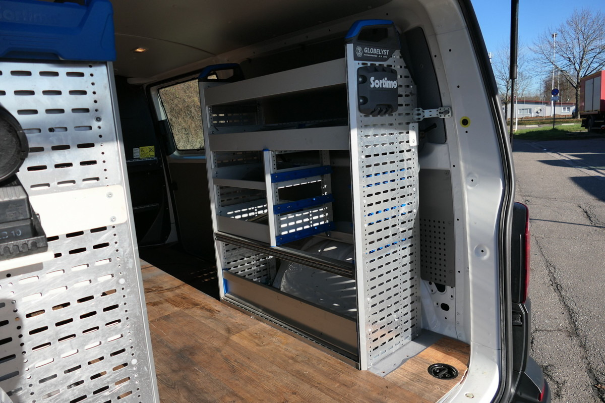 VW T6 Transporter 2.0 TDI lang 4Motion 3Sitzer AHK - Kleintransporter: das Bild 1 VW T6 Transporter 2.0 TDI lang 4Motion 3Sitzer AHK - Kleintransporter: das Bild 1