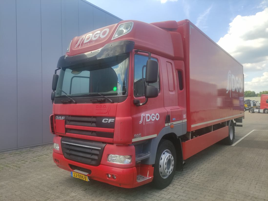 DAF CF 85.410 4x2 Spacecab - Koffer LKW: das Bild 1 DAF CF 85.410 4x2 Spacecab - Koffer LKW: das Bild 1