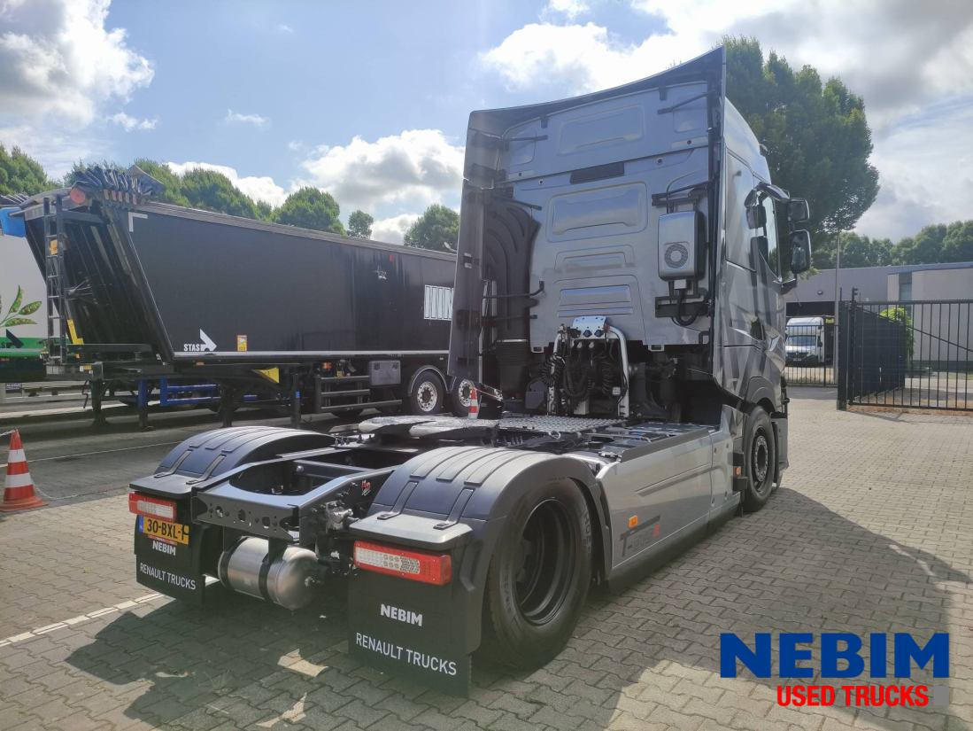 Renault T HIGH 480 T High 480 4X2 - TurboCompound / Standairco - Sattelzugmaschine: das Bild 2 Renault T HIGH 480 T High 480 4X2 - TurboCompound / Standairco - Sattelzugmaschine: das Bild 2