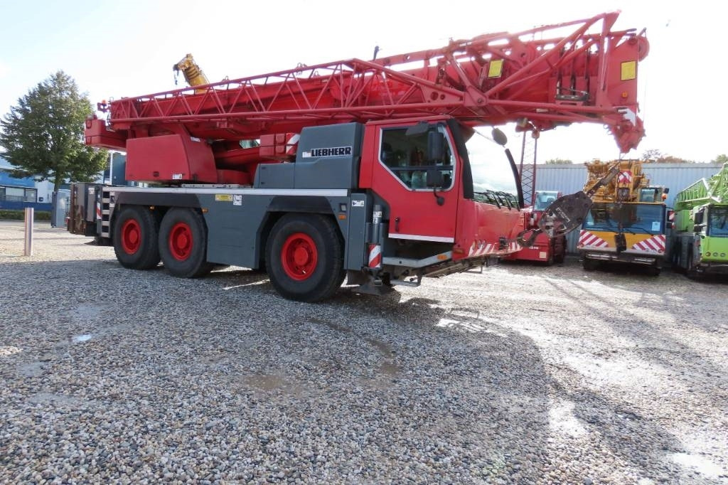 Liebherr LTM 1055-3.2 - All-Terrain Kran: das Bild 2 Liebherr LTM 1055-3.2 - All-Terrain Kran: das Bild 2