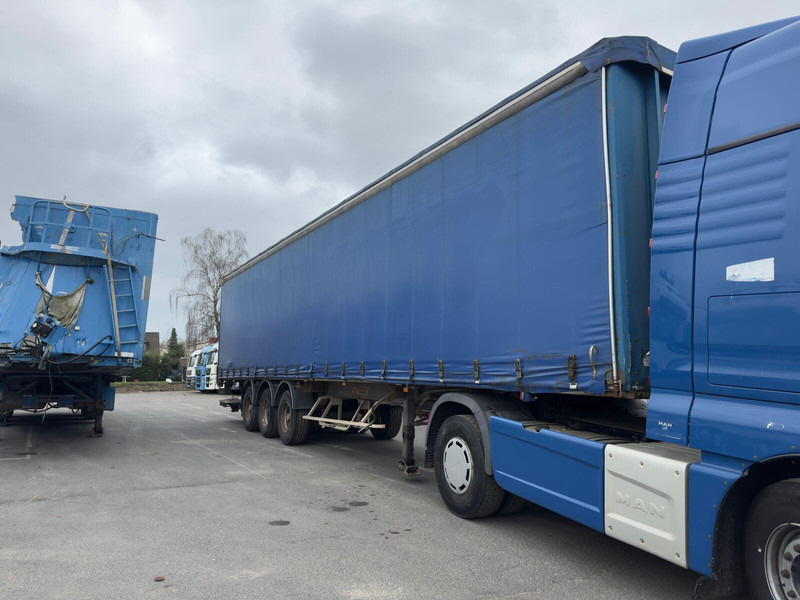 Fruehauf - Planenauflieger: das Bild 2 Fruehauf - Planenauflieger: das Bild 2