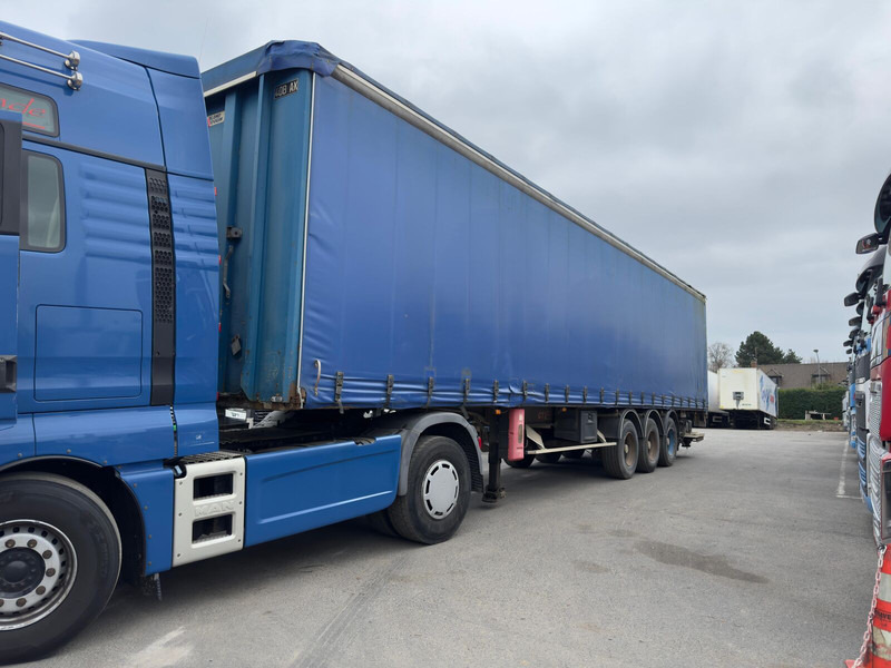 Fruehauf - Planenauflieger: das Bild 1 Fruehauf - Planenauflieger: das Bild 1