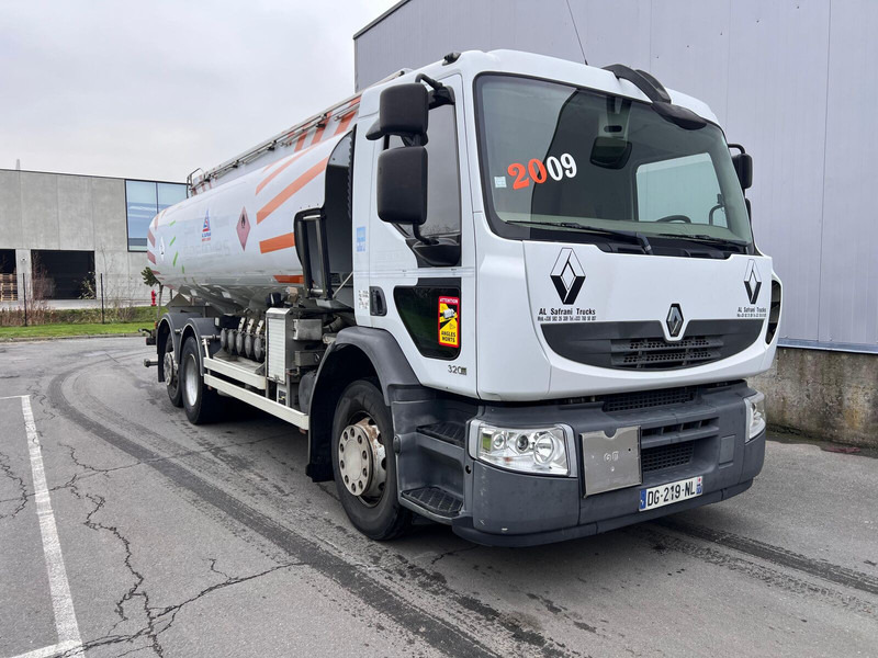 Renault Premium 320 - Tankwagen: das Bild 3 Renault Premium 320 - Tankwagen: das Bild 3