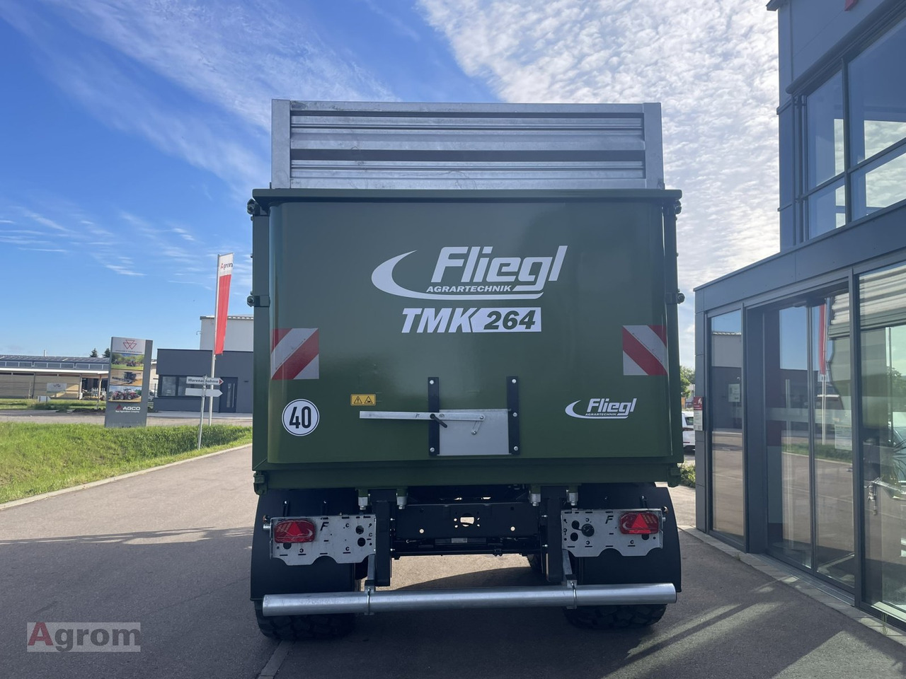Fliegl TMK 264 FOX - Landwirtschaftlicher Kipper: das Bild 3 Fliegl TMK 264 FOX - Landwirtschaftlicher Kipper: das Bild 3