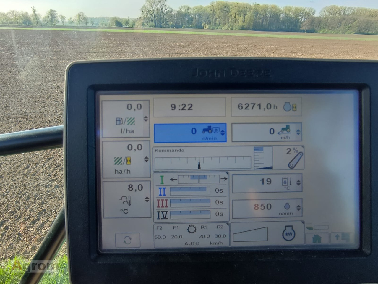John Deere 6190R - Traktor: das Bild 2 John Deere 6190R - Traktor: das Bild 2