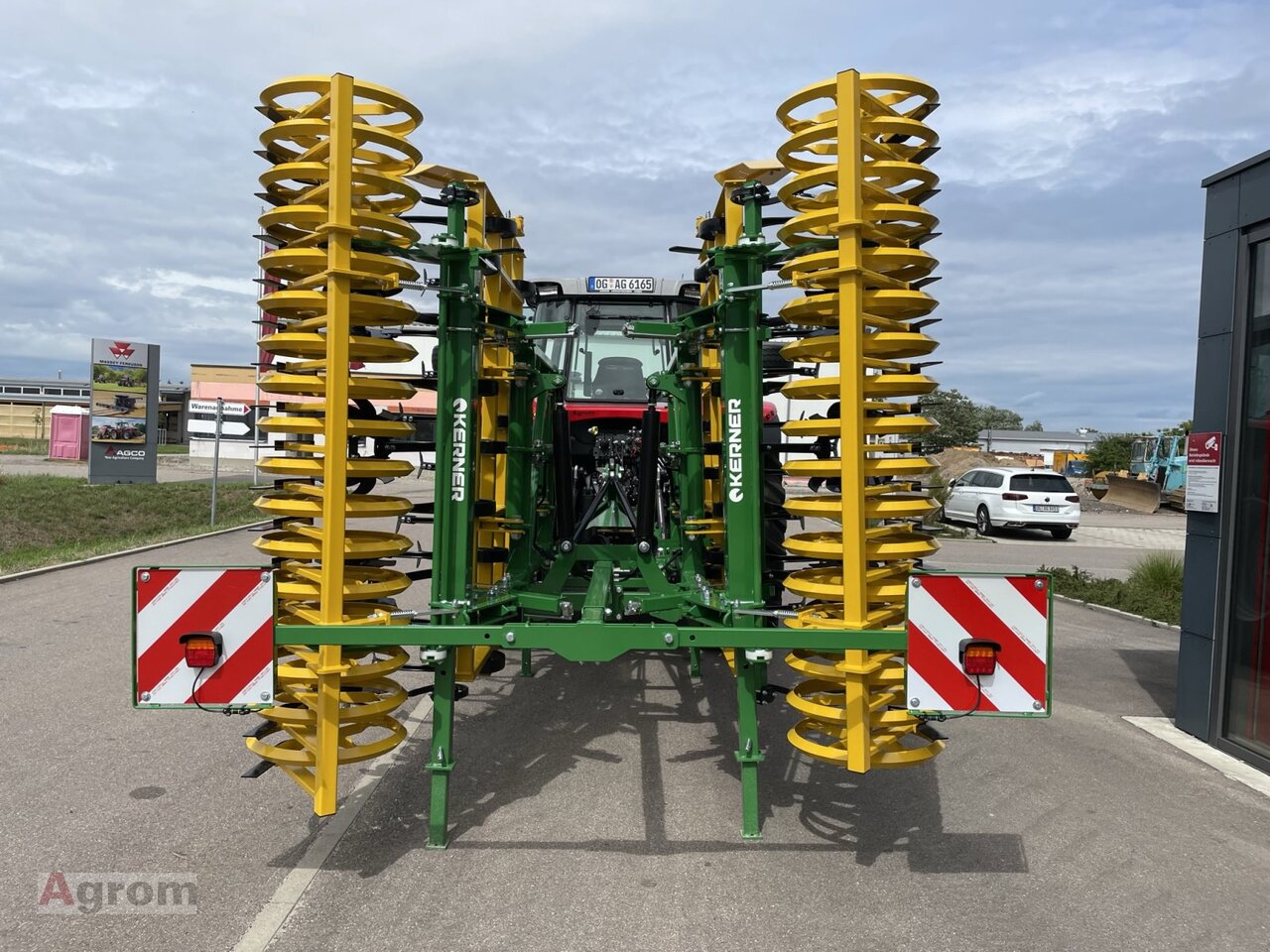 Kerner Stratos S 500 - Grubber: das Bild 4 Kerner Stratos S 500 - Grubber: das Bild 4