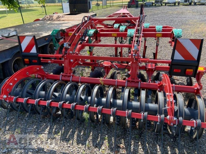Kverneland Enduro 3000 - Grubber: das Bild 3 Kverneland Enduro 3000 - Grubber: das Bild 3