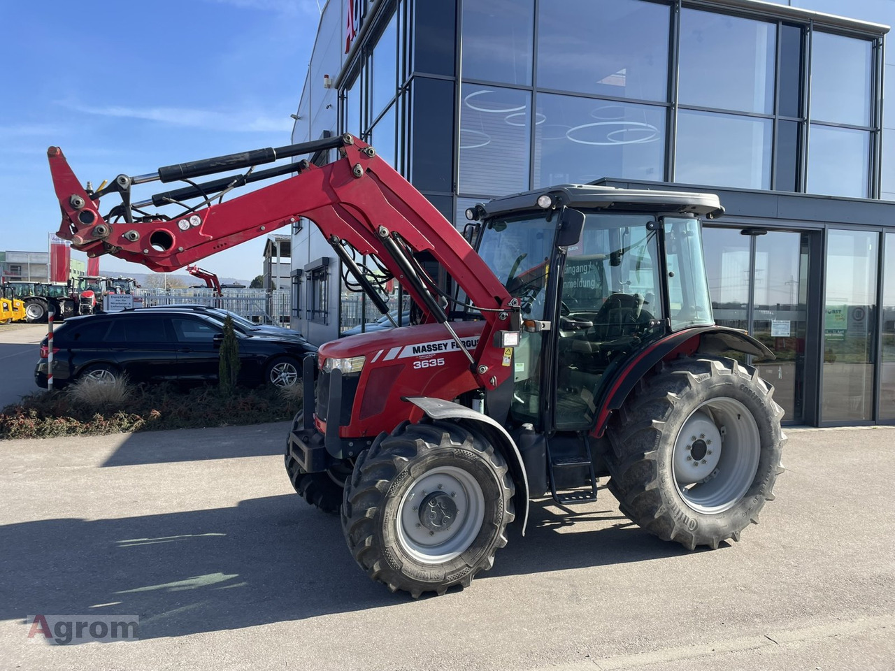 Massey Ferguson 3635 A - Traktor: das Bild 2 Massey Ferguson 3635 A - Traktor: das Bild 2