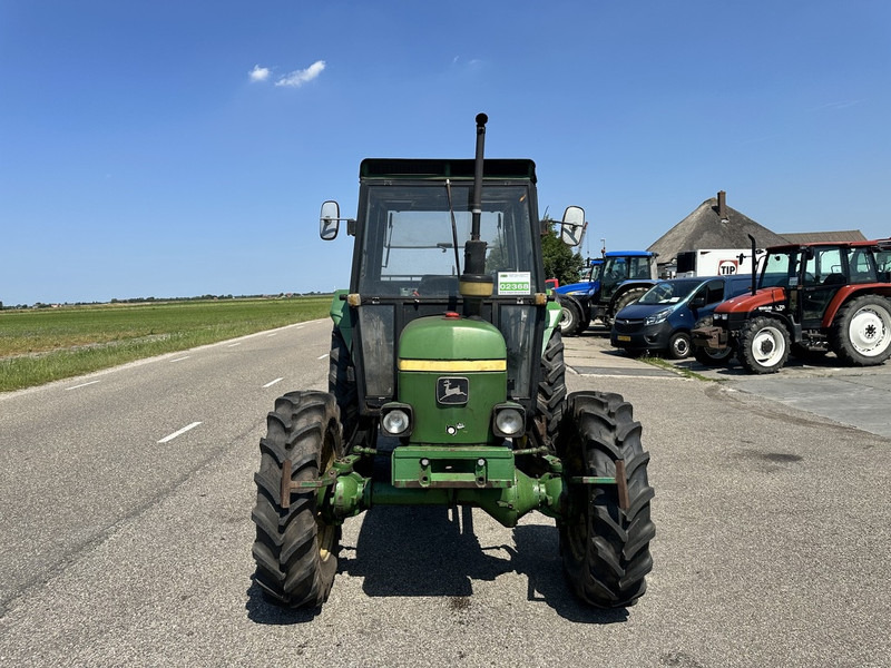 John Deere 1630 - Traktor: das Bild 2 John Deere 1630 - Traktor: das Bild 2