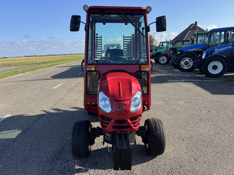 Shibaura SX25 - Traktor: das Bild 2 Shibaura SX25 - Traktor: das Bild 2