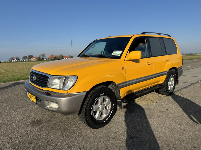 Toyota Land Cruiser - PKW: das Bild 1 Toyota Land Cruiser - PKW: das Bild 1