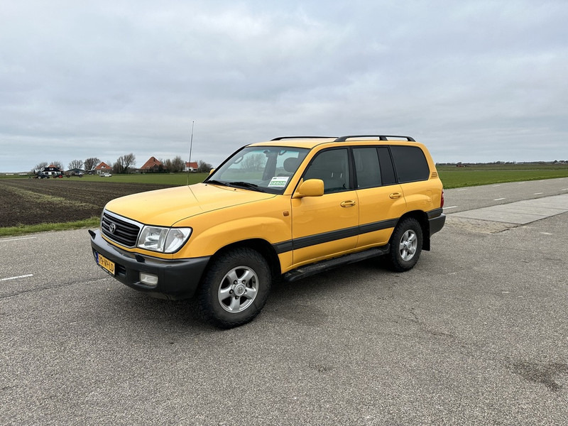 Toyota Land Cruiser - PKW: das Bild 1 Toyota Land Cruiser - PKW: das Bild 1