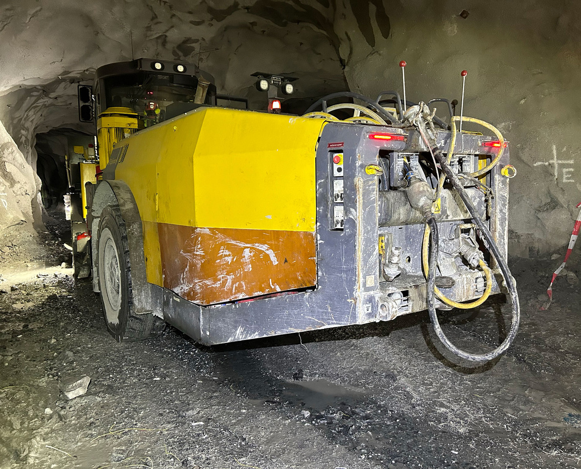 Atlas Copco Boltec E - Horizontalbohrgerät: das Bild 3 Atlas Copco Boltec E - Horizontalbohrgerät: das Bild 3