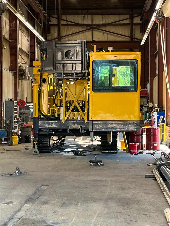 Atlas Copco DM45 - Bohrgerät: das Bild 2 Atlas Copco DM45 - Bohrgerät: das Bild 2