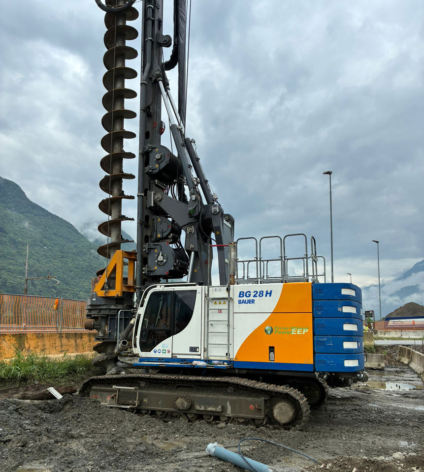 Bauer BG 28H - Ramme: das Bild 1 Bauer BG 28H - Ramme: das Bild 1