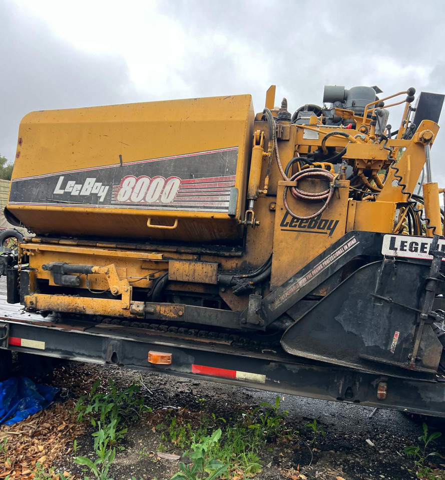Leeboy 8000T - Asphaltfertiger/ Straßenfertiger: das Bild 1 Leeboy 8000T - Asphaltfertiger/ Straßenfertiger: das Bild 1