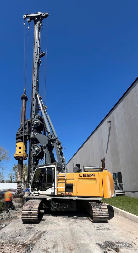Liebherr LB-24 - Ramme: das Bild 3 Liebherr LB-24 - Ramme: das Bild 3