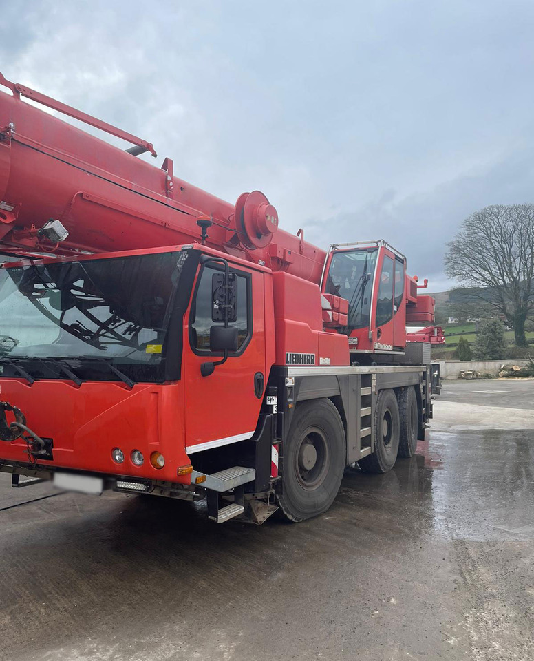 Liebherr LTM 1055-3.1 - Mobilkran: das Bild 2 Liebherr LTM 1055-3.1 - Mobilkran: das Bild 2