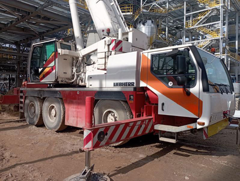 Liebherr LTM 1055-3.2 - Mobilkran: das Bild 2 Liebherr LTM 1055-3.2 - Mobilkran: das Bild 2