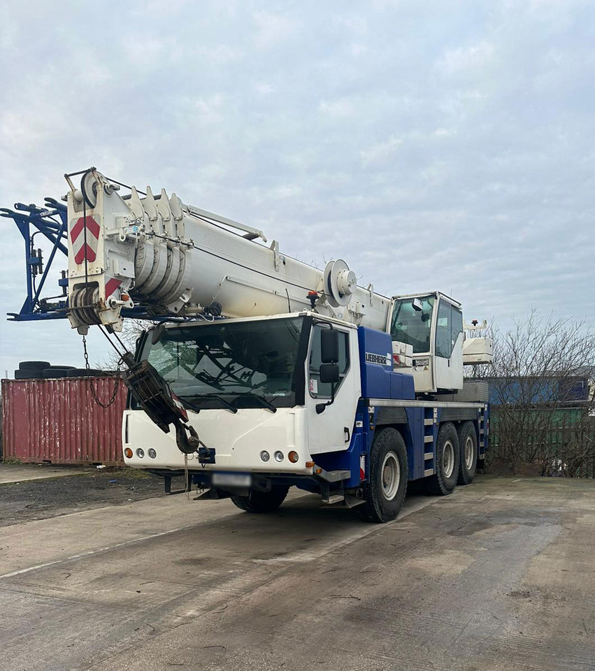 Liebherr LTM 1055-3.2 - Mobilkran: das Bild 1 Liebherr LTM 1055-3.2 - Mobilkran: das Bild 1