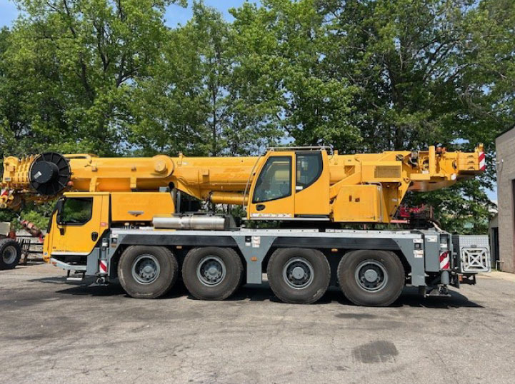 Liebherr LTM 1070-4.2 - Mobilkran: das Bild 2 Liebherr LTM 1070-4.2 - Mobilkran: das Bild 2
