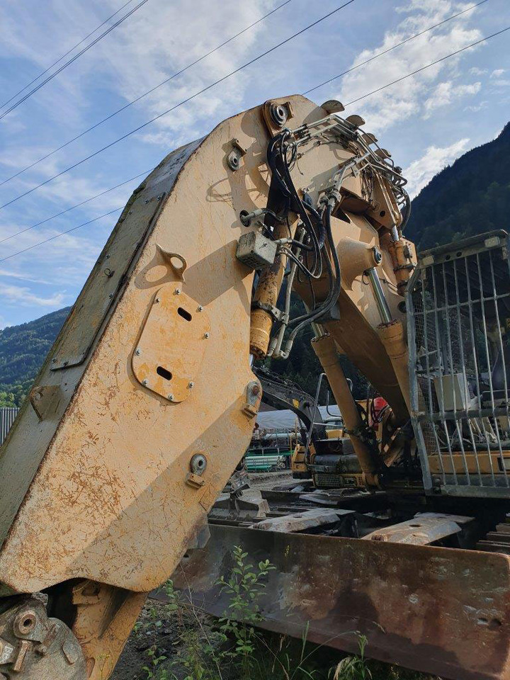 Kettenbagger Liebherr R943T: das Bild 6