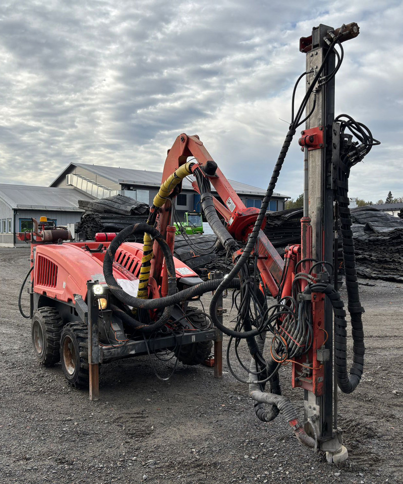 Sandvik Commando DC125R - Bohrgerät: das Bild 3 Sandvik Commando DC125R - Bohrgerät: das Bild 3