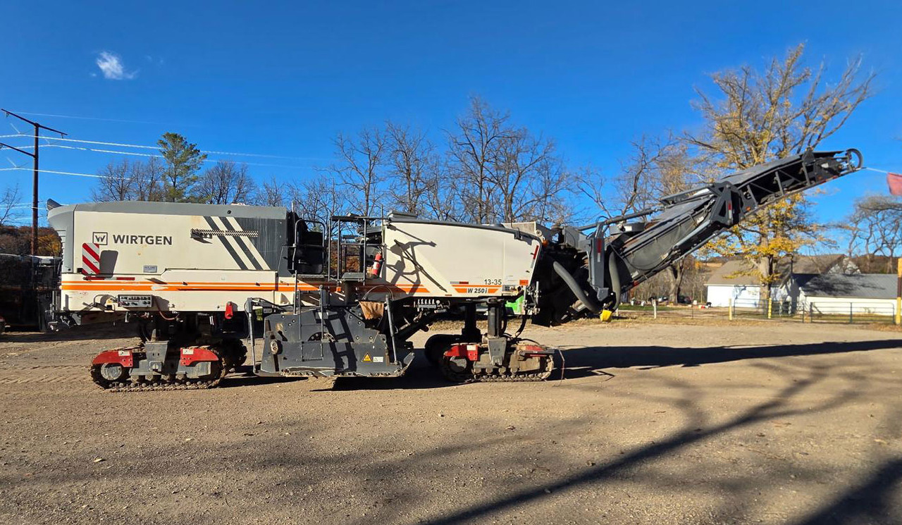 Wirtgen W 250 I - Kaltfräse: das Bild 2 Wirtgen W 250 I - Kaltfräse: das Bild 2