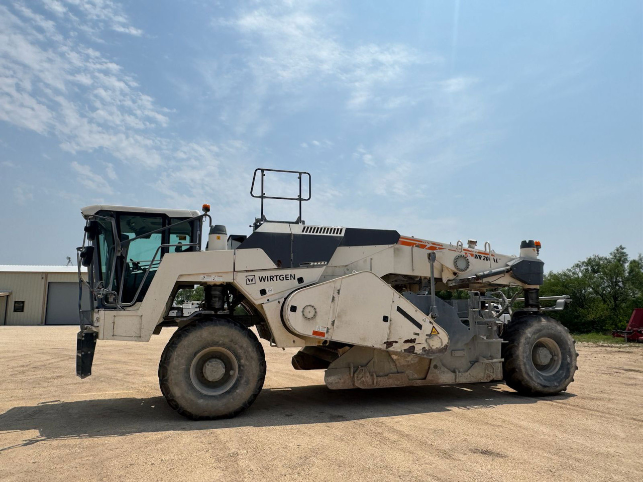 Wirtgen WR 200 XLI - Bodenstabilisierer: das Bild 3 Wirtgen WR 200 XLI - Bodenstabilisierer: das Bild 3