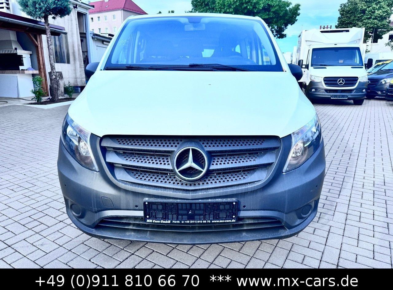 Mercedes-Benz Vito 110 CDi Tourer extralang 9 Sitze Bus Klima - Personentransporter: das Bild 2 Mercedes-Benz Vito 110 CDi Tourer extralang 9 Sitze Bus Klima - Personentransporter: das Bild 2