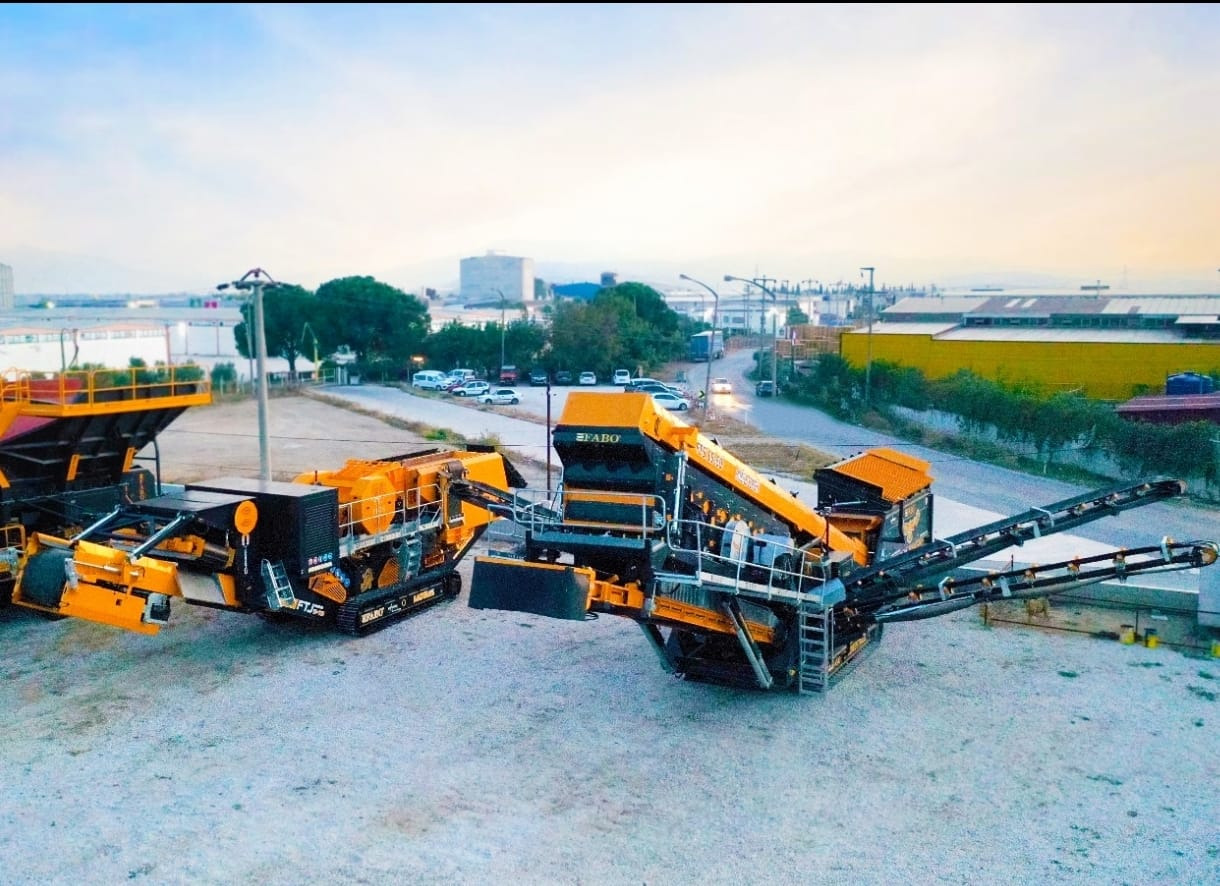 FABO FTS 15-60 MOBILE SCREENING PLANT 500-600 TPH - Siebmaschine: das Bild 4 FABO FTS 15-60 MOBILE SCREENING PLANT 500-600 TPH - Siebmaschine: das Bild 4