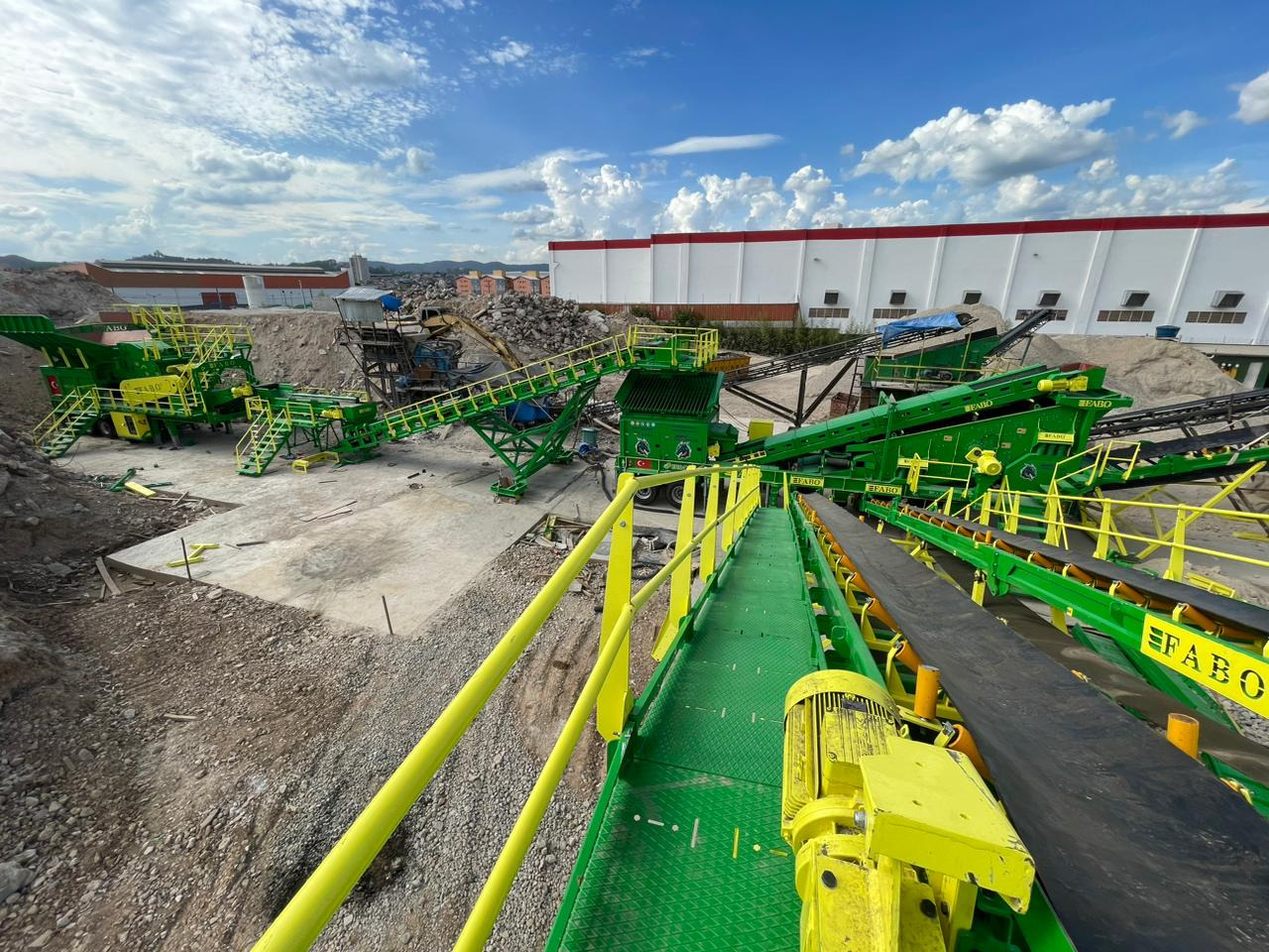 FABO mobile impact crusher - Prallbrecher: das Bild 5 FABO mobile impact crusher - Prallbrecher: das Bild 5