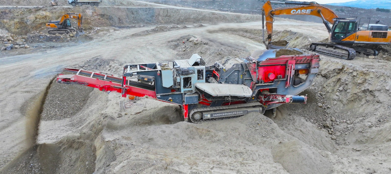 SANDVIK Mobile crusher - Mobile Brechanlage: das Bild 1 SANDVIK Mobile crusher - Mobile Brechanlage: das Bild 1