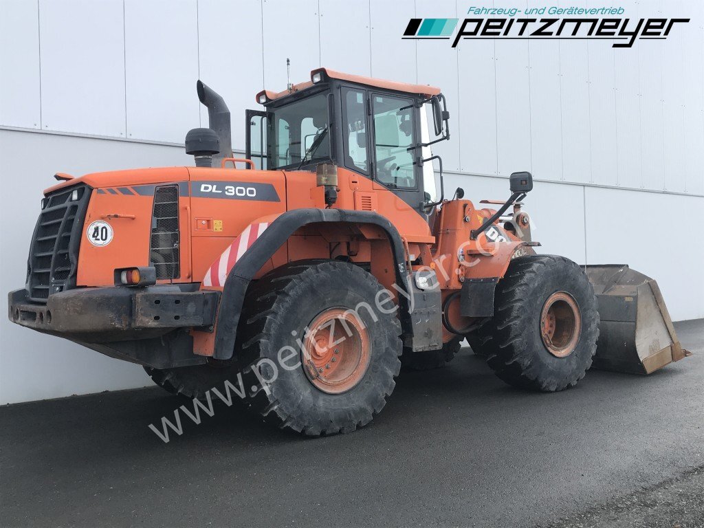Doosan Radlader DL 300-3 - Radlader: das Bild 3 Doosan Radlader DL 300-3 - Radlader: das Bild 3