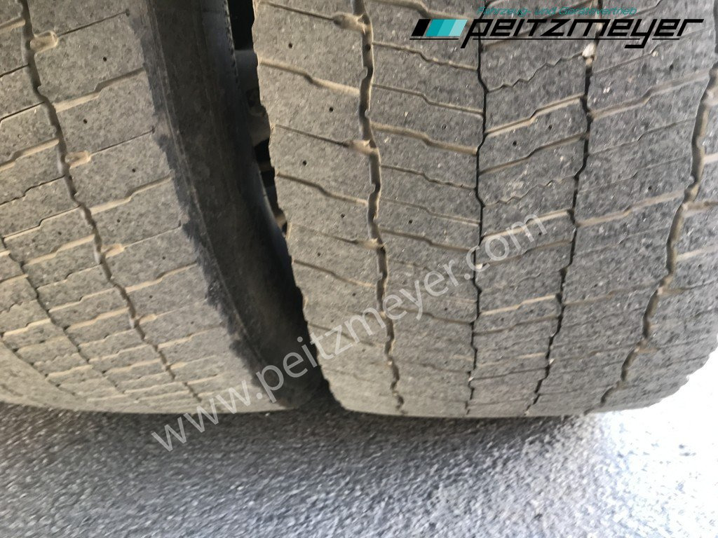 Isotherm LKW MAN TGX 26.540 FLL Tiefkühlkoffer: das Bild 32 Isotherm LKW MAN TGX 26.540 FLL Tiefkühlkoffer: das Bild 32