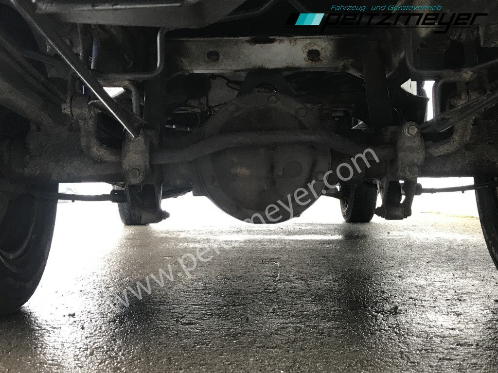 Planen Transporter MERCEDES-BENZ Sprinter 515 CDI Pritsche mit Schiebeplane: das Bild 30