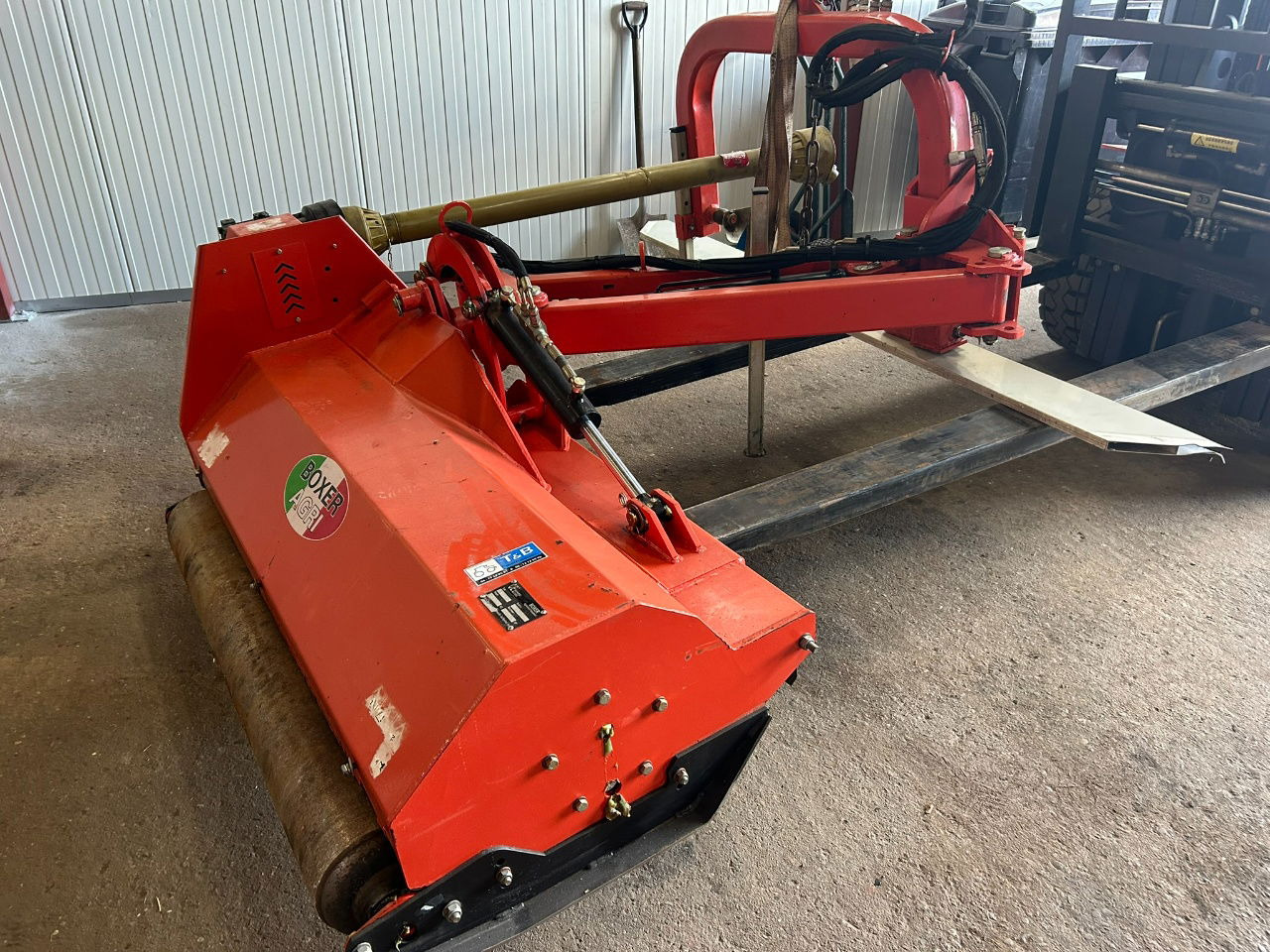 Boxer Boxer agroculture agf140 - Andere Technik: das Bild 1 Boxer Boxer agroculture agf140 - Andere Technik: das Bild 1