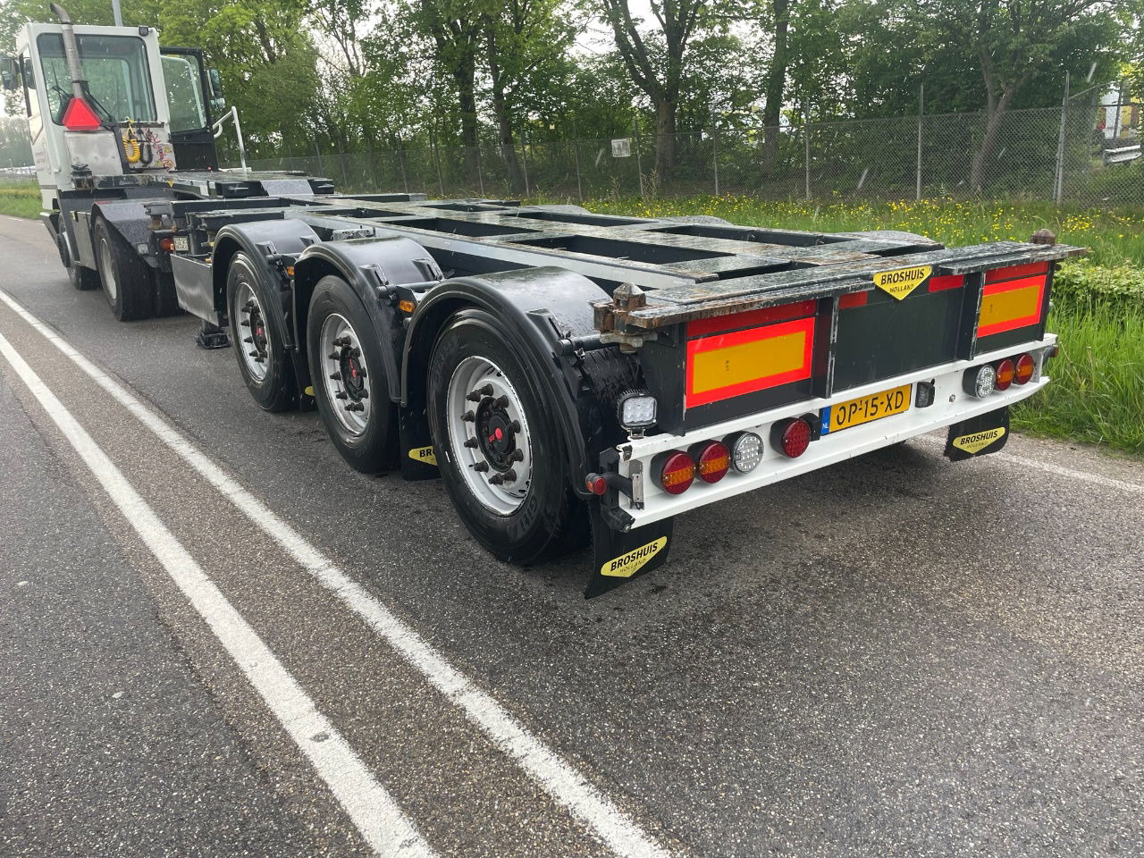 Broshuis Mfcc 20-30-40-45 FT HC / Disc brakes / Lifting axle / led / NL trailer/ - Container/ Wechselfahrgestell Auflieger: das Bild 3 Broshuis Mfcc 20-30-40-45 FT HC / Disc brakes / Lifting axle / led / NL trailer/ - Container/ Wechselfahrgestell Auflieger: das Bild 3