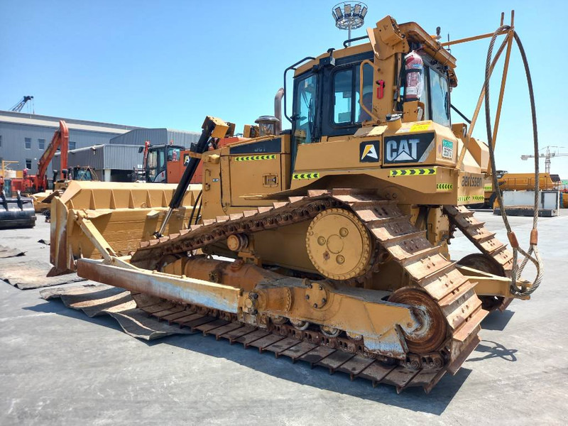 Cat D6T LGP (Abu Dhabi) - Bulldozer: das Bild 2 Cat D6T LGP (Abu Dhabi) - Bulldozer: das Bild 2