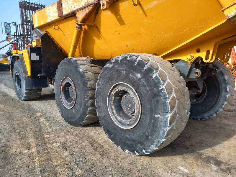 Knickgelenkter Dumper Komatsu HM400-3R (4 pcs available in Abu Dhabi): das Bild 13 Knickgelenkter Dumper Komatsu HM400-3R (4 pcs available in Abu Dhabi): das Bild 13