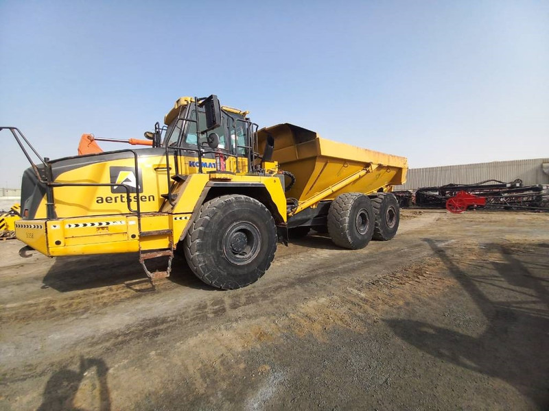 Komatsu HM400-3R (4 pcs available in Abu Dhabi) - Knickgelenkter Dumper: das Bild 3 Komatsu HM400-3R (4 pcs available in Abu Dhabi) - Knickgelenkter Dumper: das Bild 3