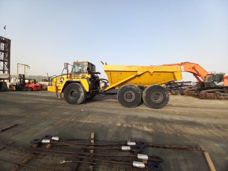 Komatsu HM400-3R (4 pcs available in Abu Dhabi) - Knickgelenkter Dumper: das Bild 5 Komatsu HM400-3R (4 pcs available in Abu Dhabi) - Knickgelenkter Dumper: das Bild 5