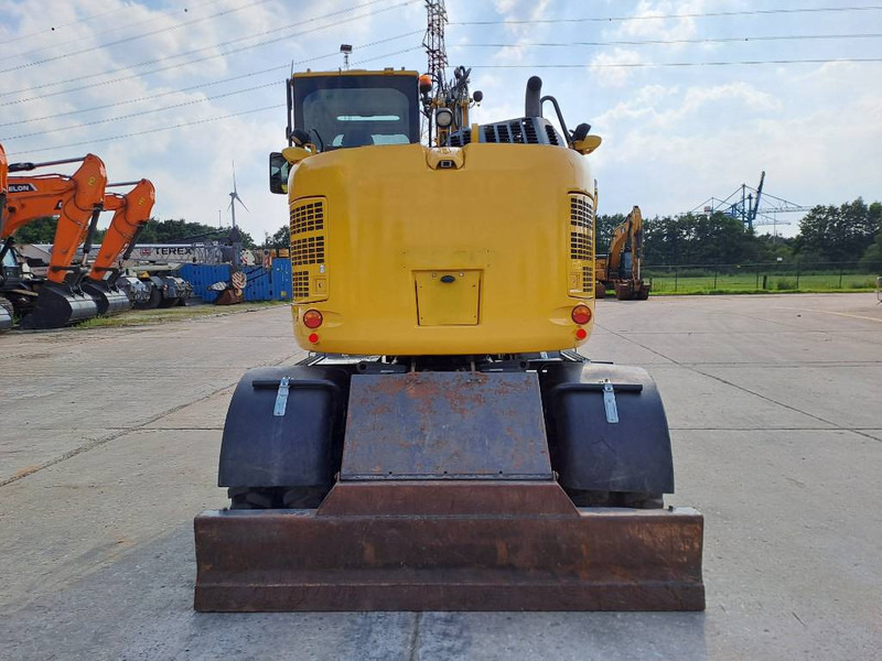 Komatsu PW118MR-11 - Mobilbagger: das Bild 3 Komatsu PW118MR-11 - Mobilbagger: das Bild 3
