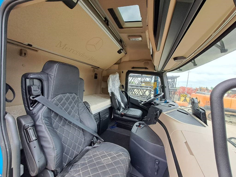 Sattelzugmaschine Mercedes-Benz Actros 4463 LS Giga (180Ton Push/Pull): das Bild 18